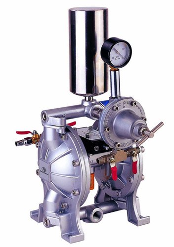 K40 double-diaphragm pump with fluid regulator